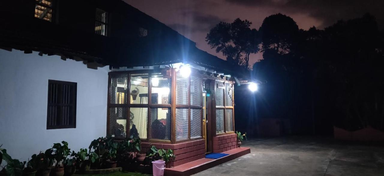 Sardar Bahadur'S Heritage Bungalow Estate Stay Napoklu Dış mekan fotoğraf
